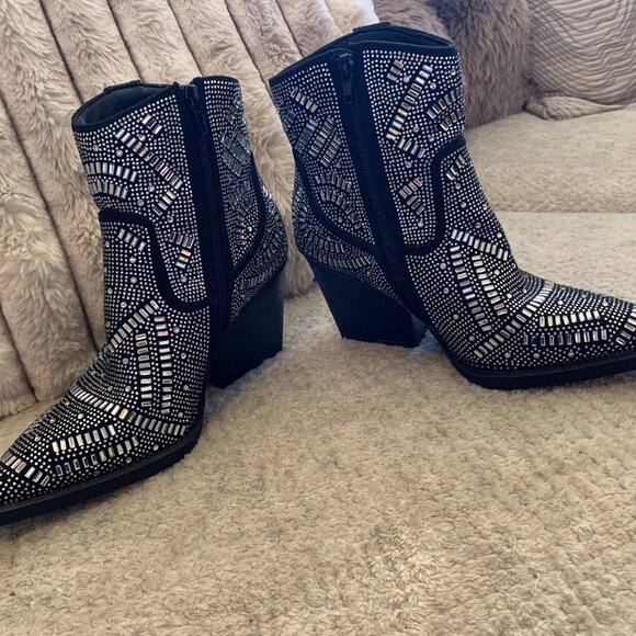 Rhinestone Studded Cowboy Boots - Picture 4 of 5